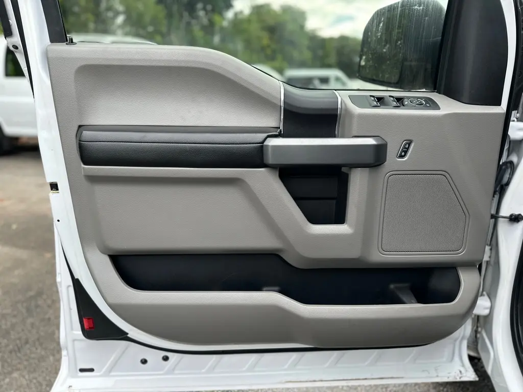 Florida Fine Cars - Used FORD F-150 2018 MARGATE XLT