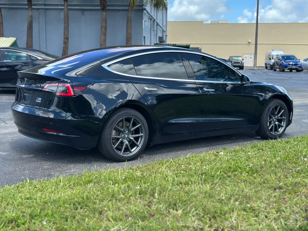 Florida Fine Cars - Used TESLA MODEL 3 2018 MIAMI LONG RANGE BATTERY
