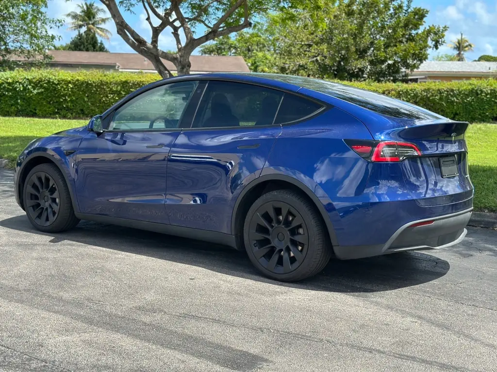 Florida Fine Cars - Used TESLA MODEL Y 2023 MIAMI LONG RANGE