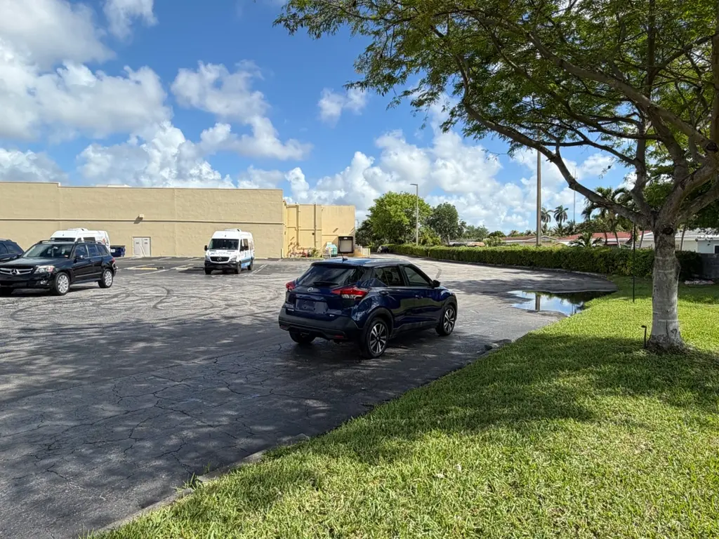 Florida Fine Cars - Used NISSAN KICKS 2018 MIAMI SV