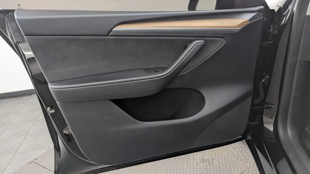 Florida Fine Cars - Used TESLA MODEL Y 2023 MARGATE LONG RANGE