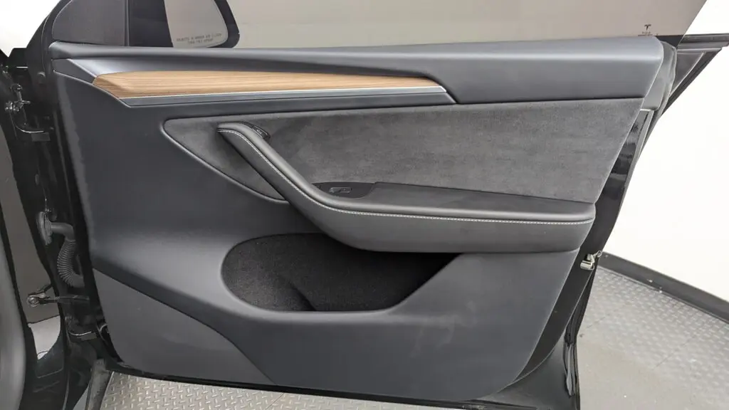 Florida Fine Cars - Used TESLA MODEL Y 2023 MARGATE LONG RANGE