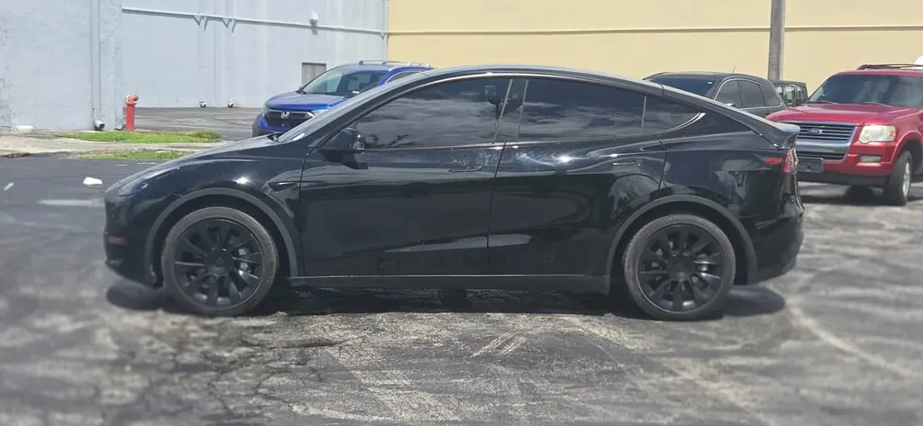 Florida Fine Cars - Used TESLA MODEL Y 2023 MARGATE LONG RANGE