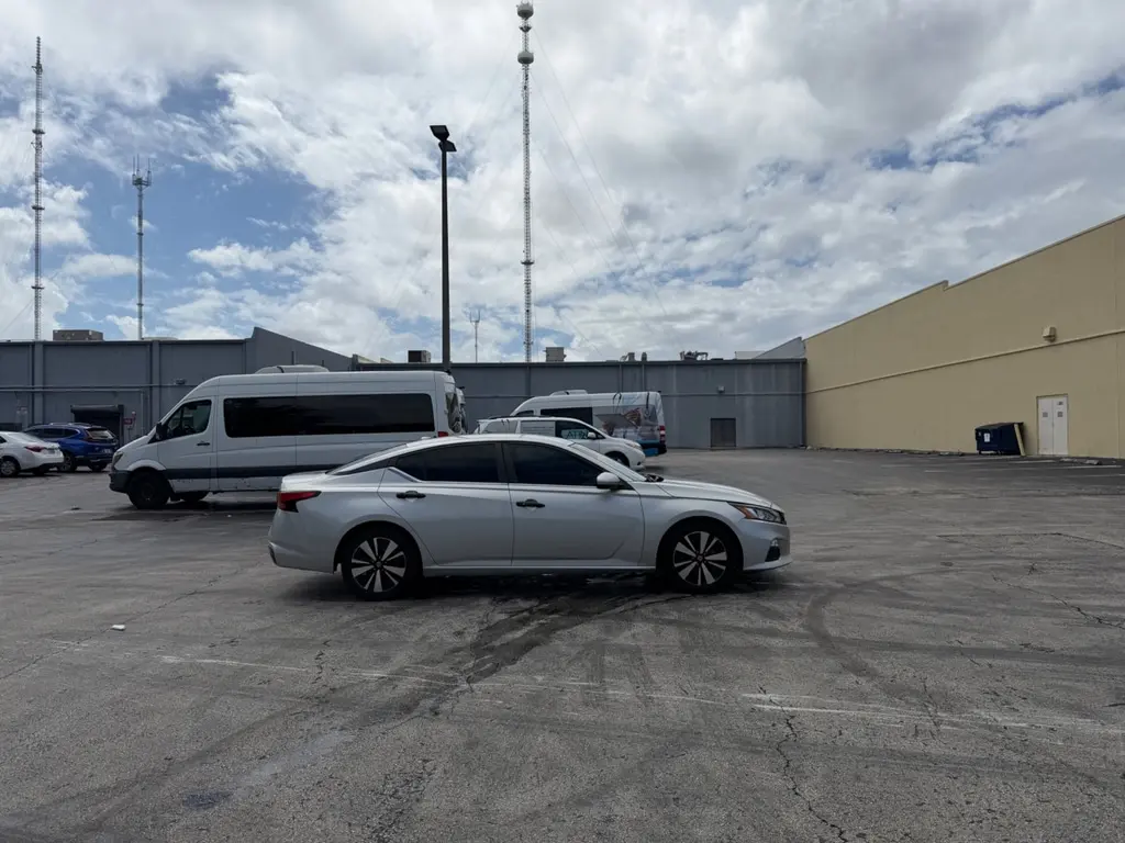 Florida Fine Cars - Used NISSAN ALTIMA 2021 MIAMI 2.5 SV