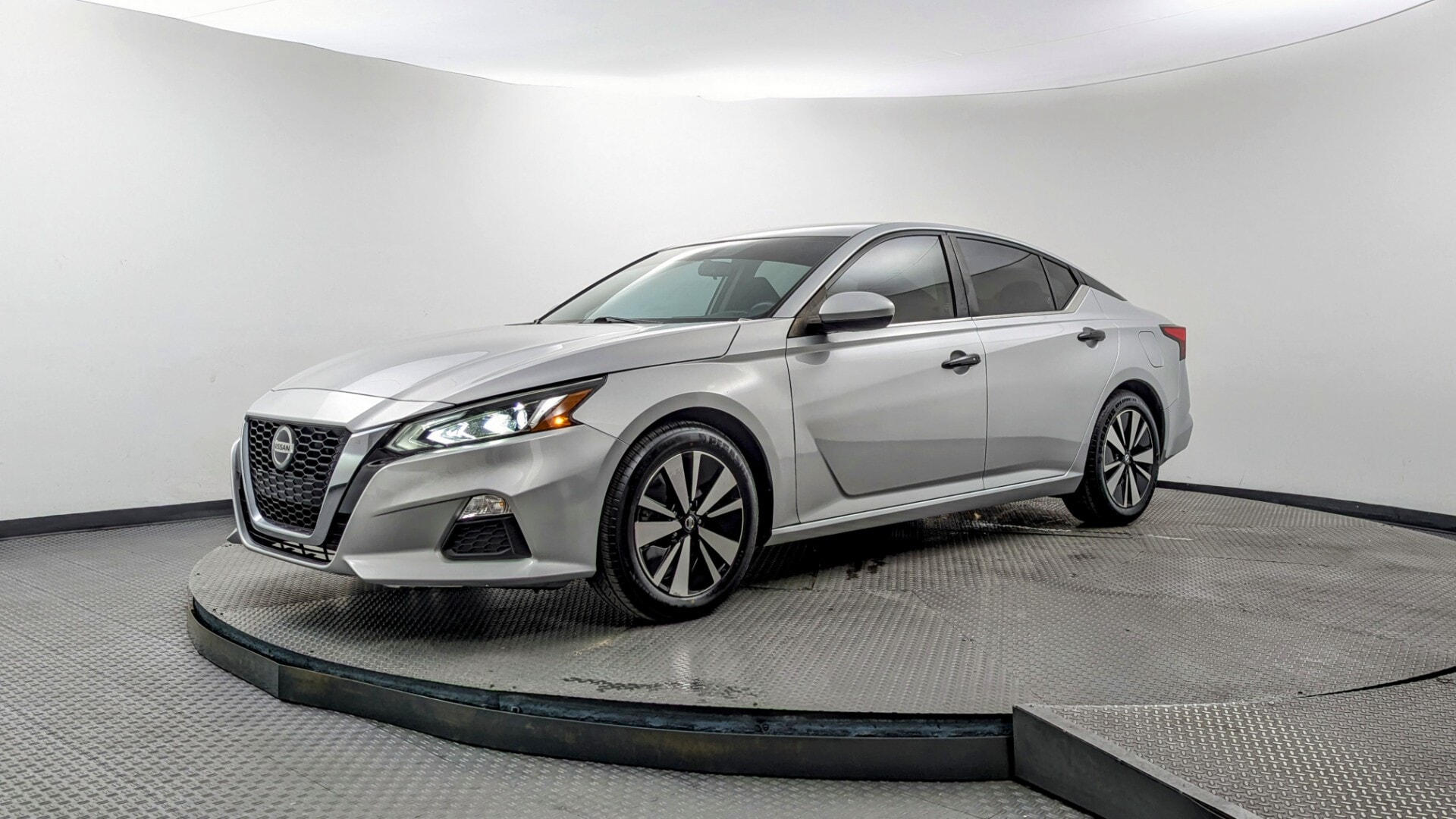 2021 Nissan Altima SV