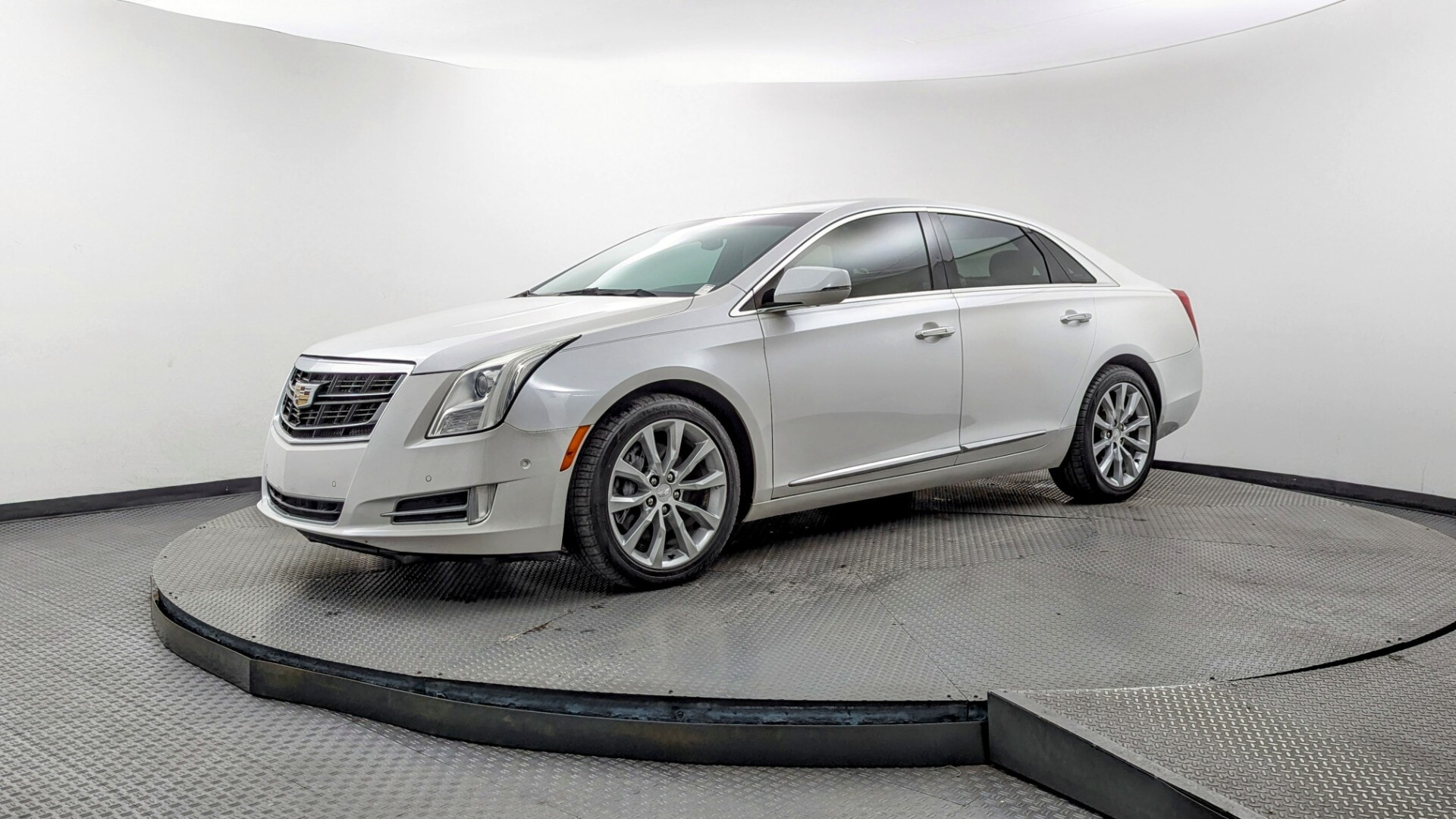 2017 Cadillac XTS 3.6L FWD Luxury's photo