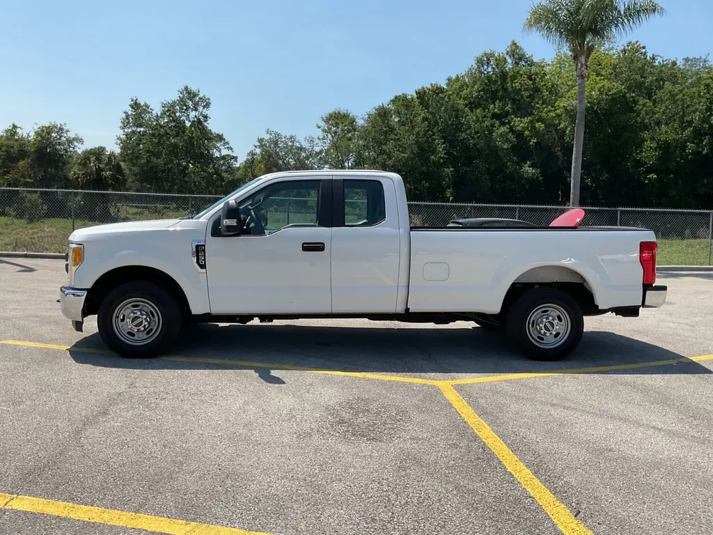 Florida Fine Cars - Used FORD SUPER DUTY F-250 SRW 2017 ORLANDO XL 