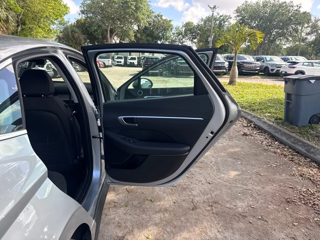 Florida Fine Cars - Used HYUNDAI SONATA HYBRID 2026 WEST PALM BLUE