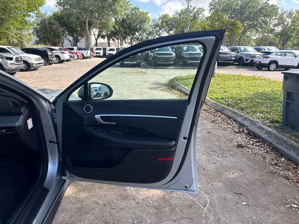 Florida Fine Cars - Used HYUNDAI SONATA HYBRID 2026 WEST PALM BLUE