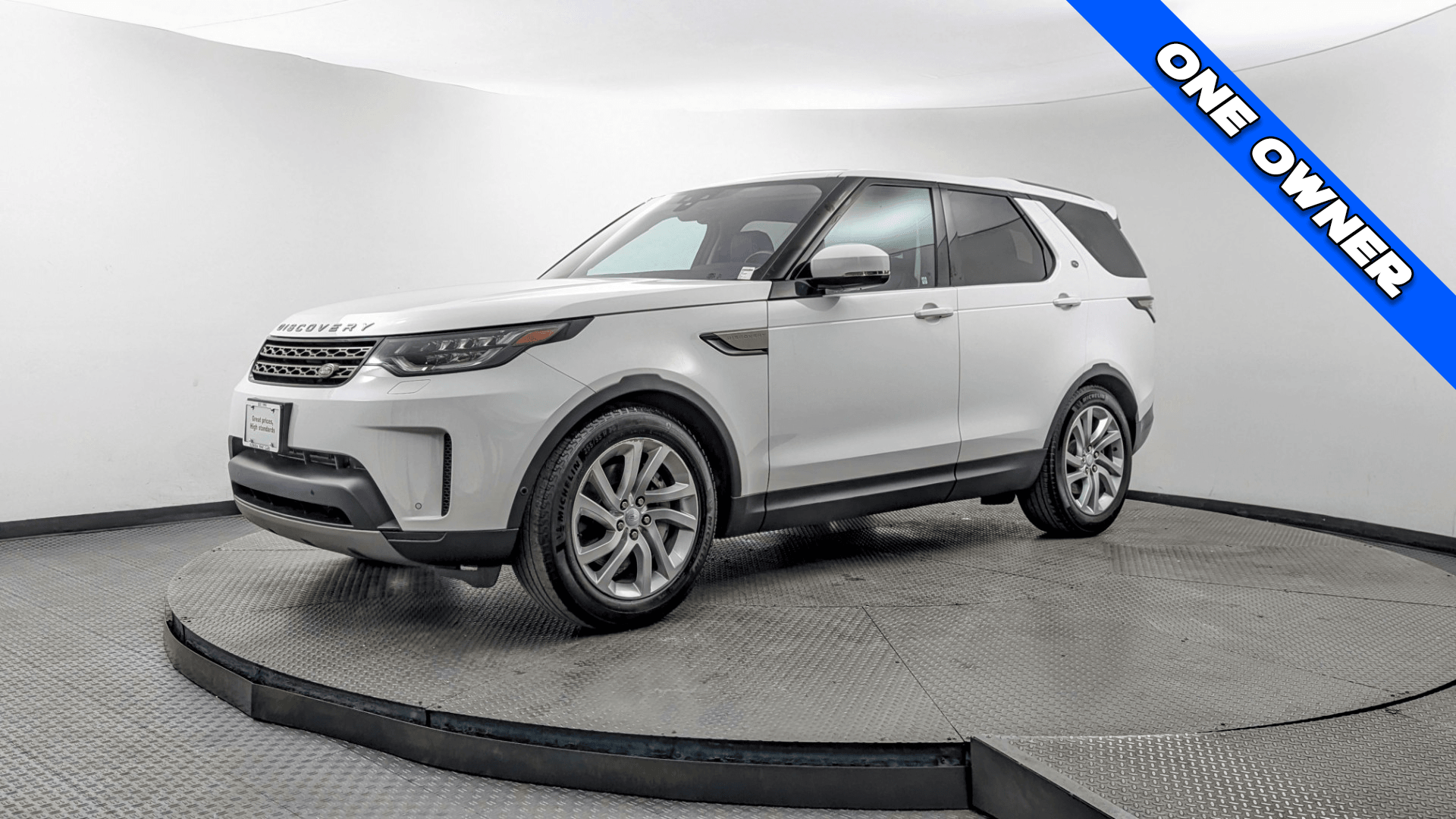 2019 Land Rover Discovery SE SC V6's photo