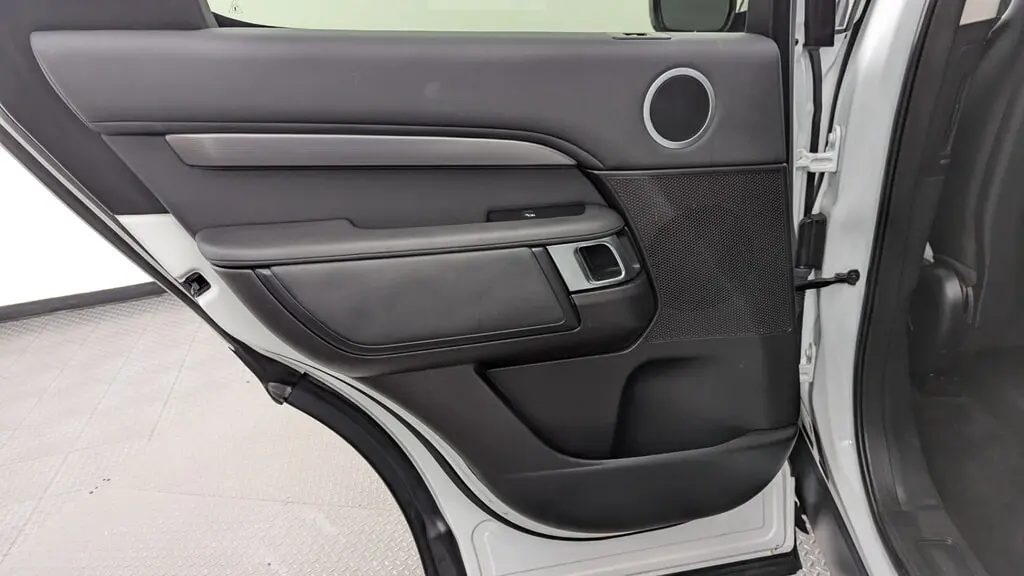 Florida Fine Cars - Used LAND ROVER DISCOVERY 2019 MIAMI SE