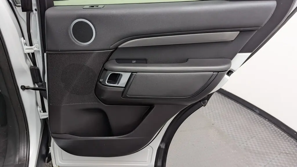 Florida Fine Cars - Used LAND ROVER DISCOVERY 2019 MIAMI SE