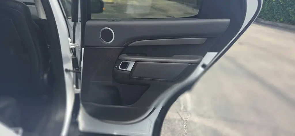 Florida Fine Cars - Used LAND ROVER DISCOVERY 2019 MIAMI SE