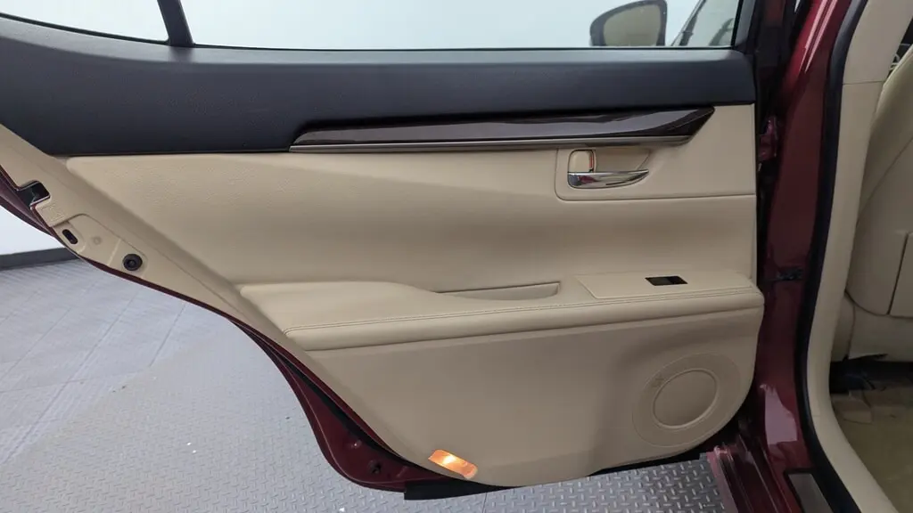 Florida Fine Cars - Used LEXUS ES 350 2015 MIAMI CRAFTED LINE