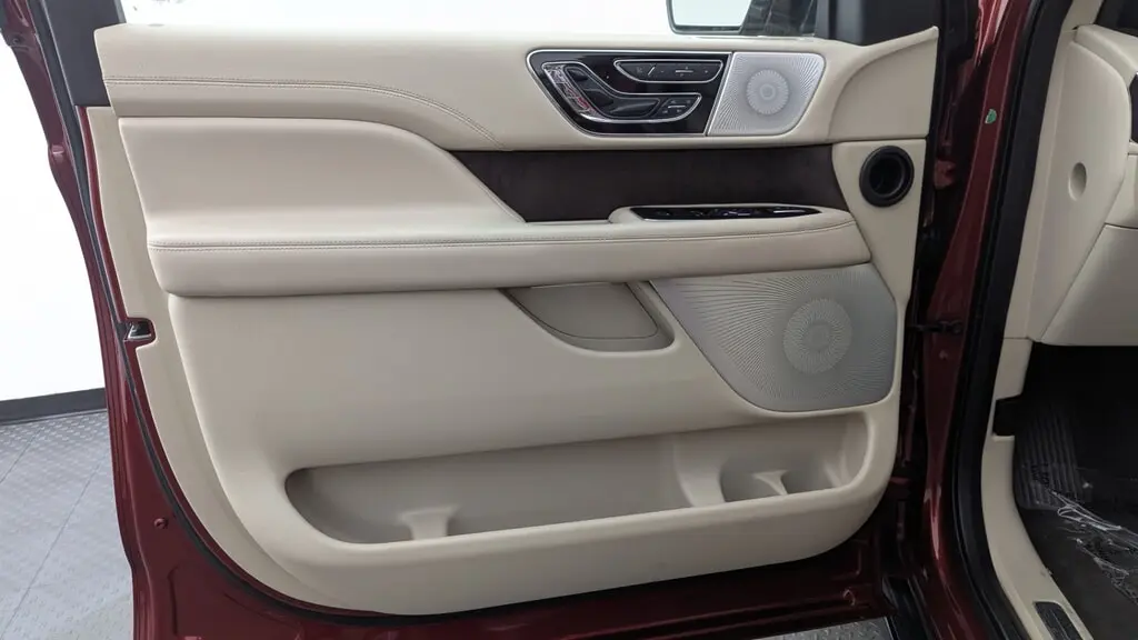 Florida Fine Cars - Used LINCOLN NAVIGATOR 2019 MARGATE RESERVE