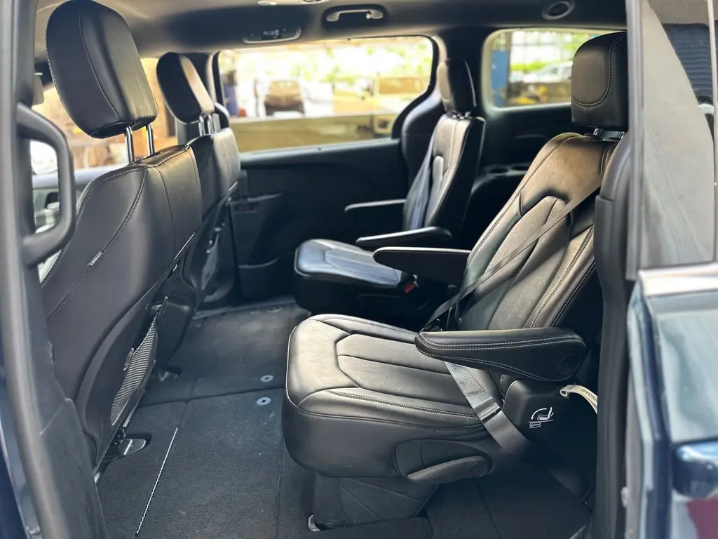 Florida Fine Cars - Used CHRYSLER PACIFICA 2025 MIAMI SELECT