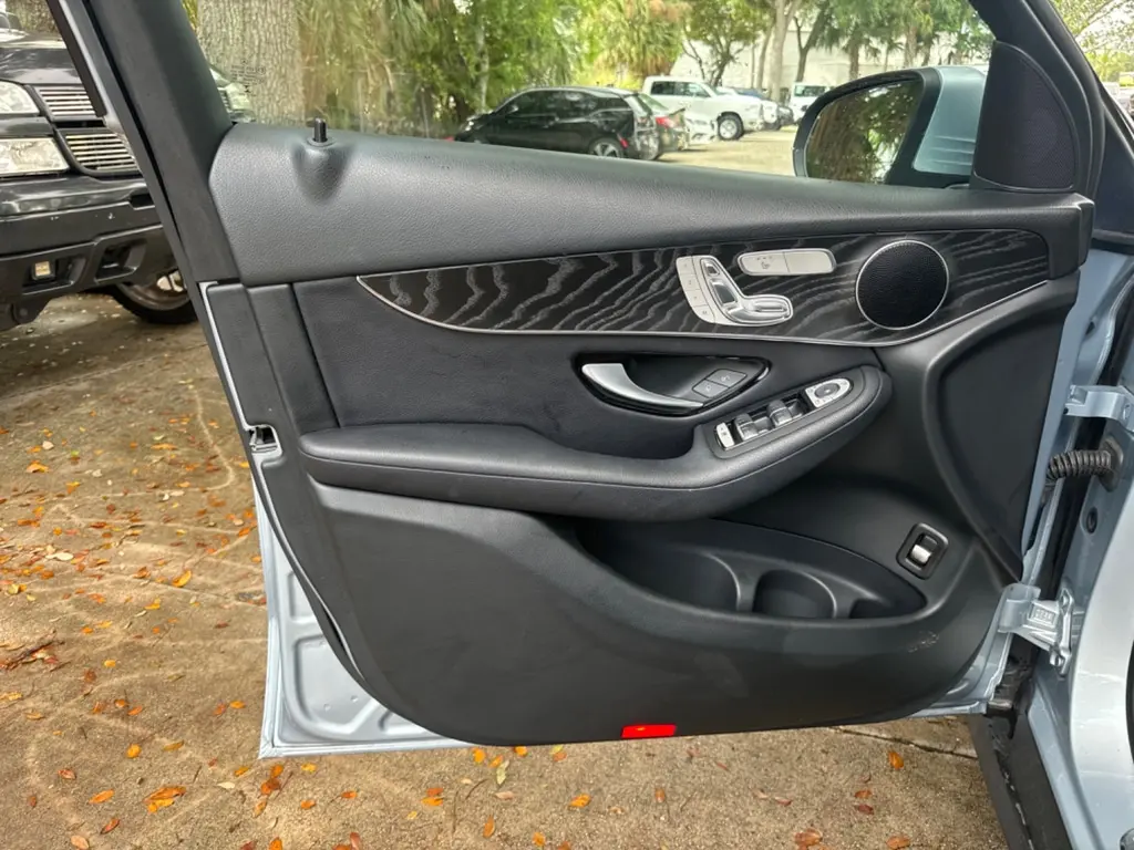 Florida Fine Cars - Used MERCEDES-BENZ GLC 2018 WEST PALM GLC 300