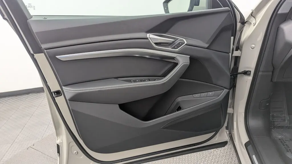 Florida Fine Cars - Used AUDI E-TRON 2022 MIAMI PREMIUM