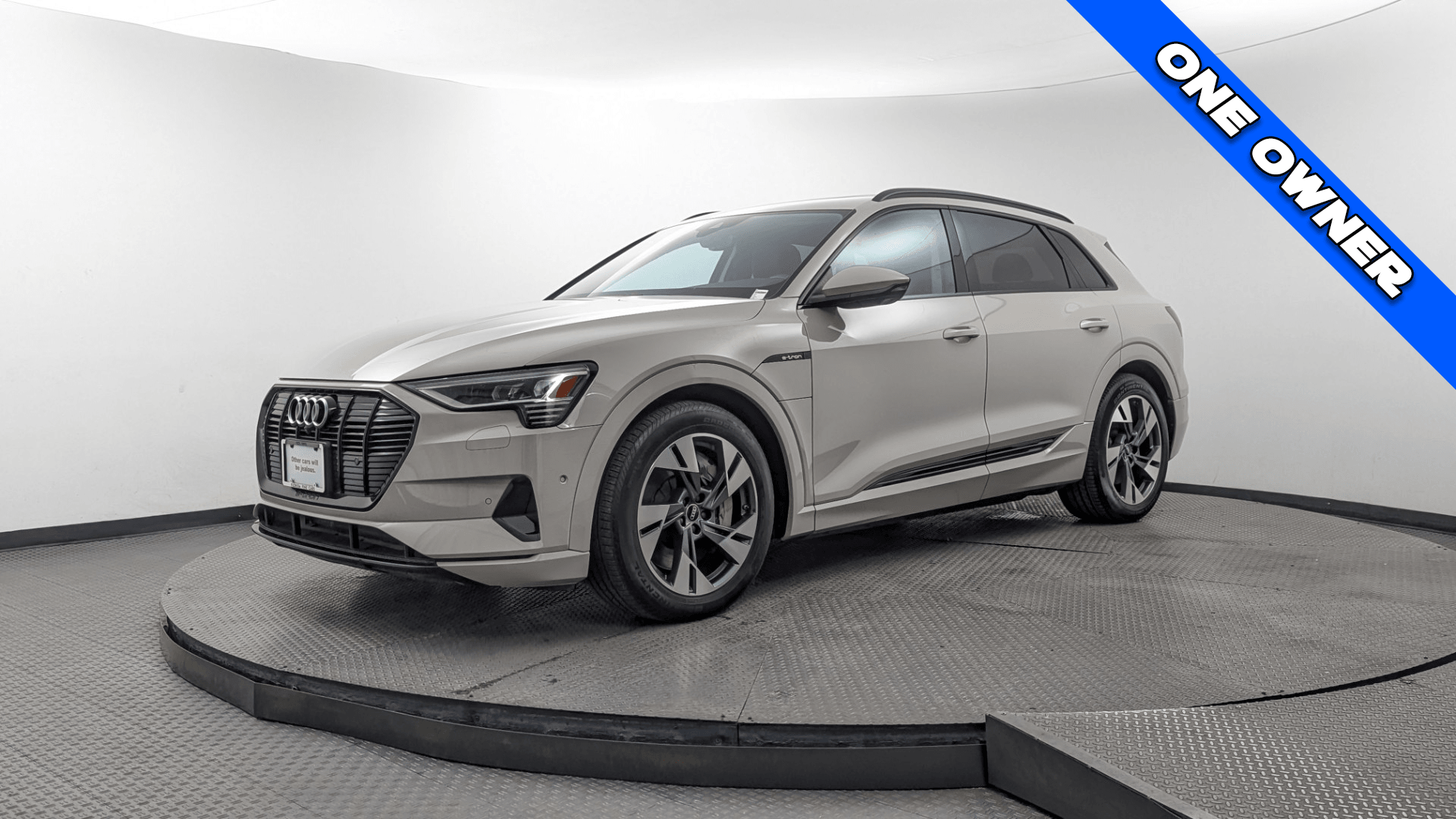 2022 Audi e-tron 95 kWh Premium quattro's photo
