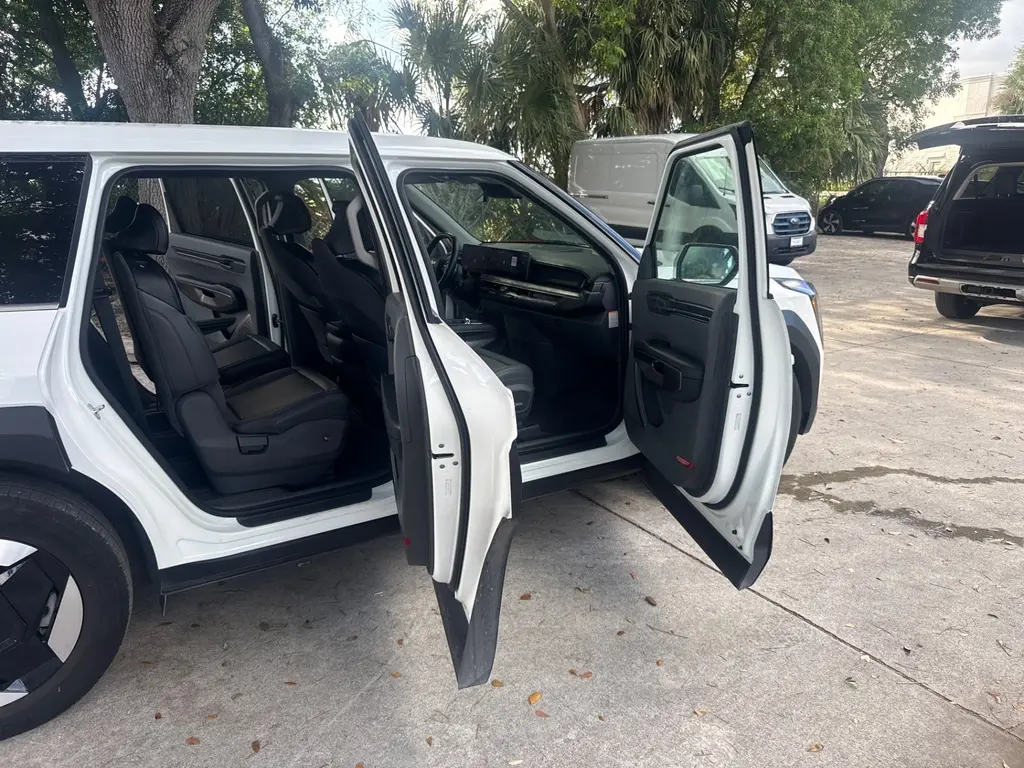 Florida Fine Cars - Used KIA EV9 2024 WEST PALM LIGHT LONG RANGE