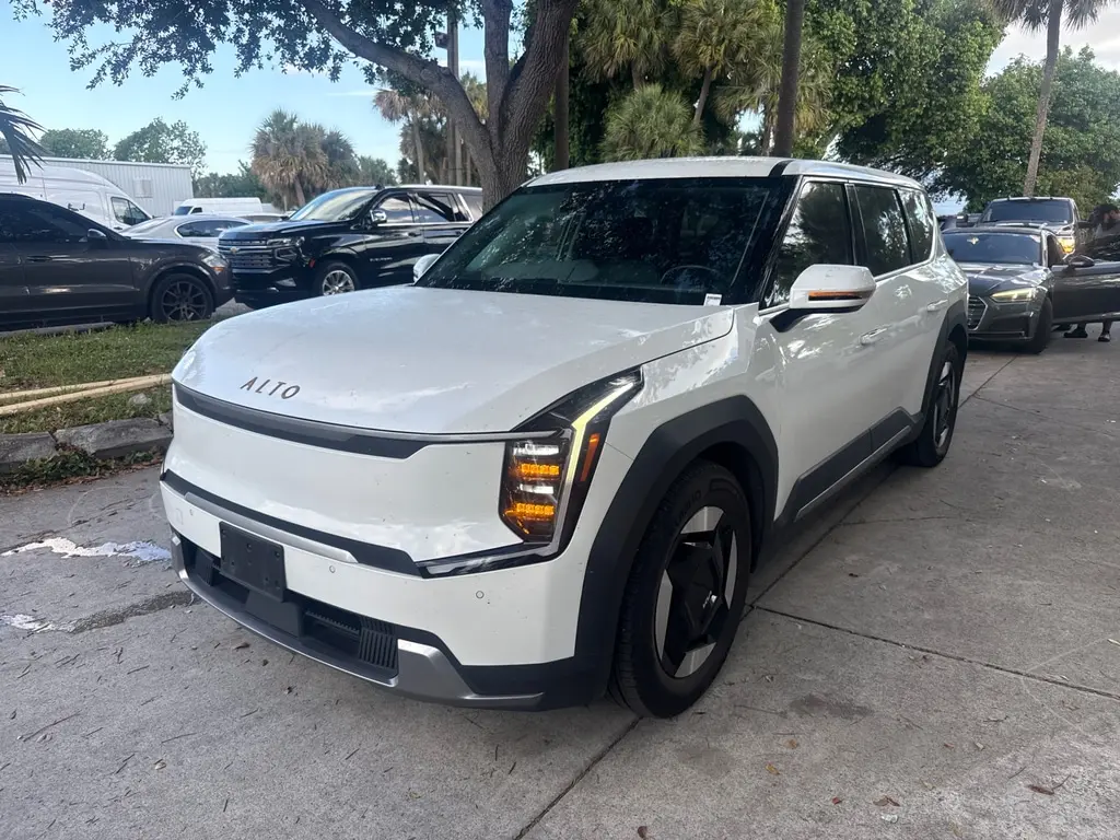 Florida Fine Cars - Used KIA EV9 2024 WEST PALM LIGHT LONG RANGE