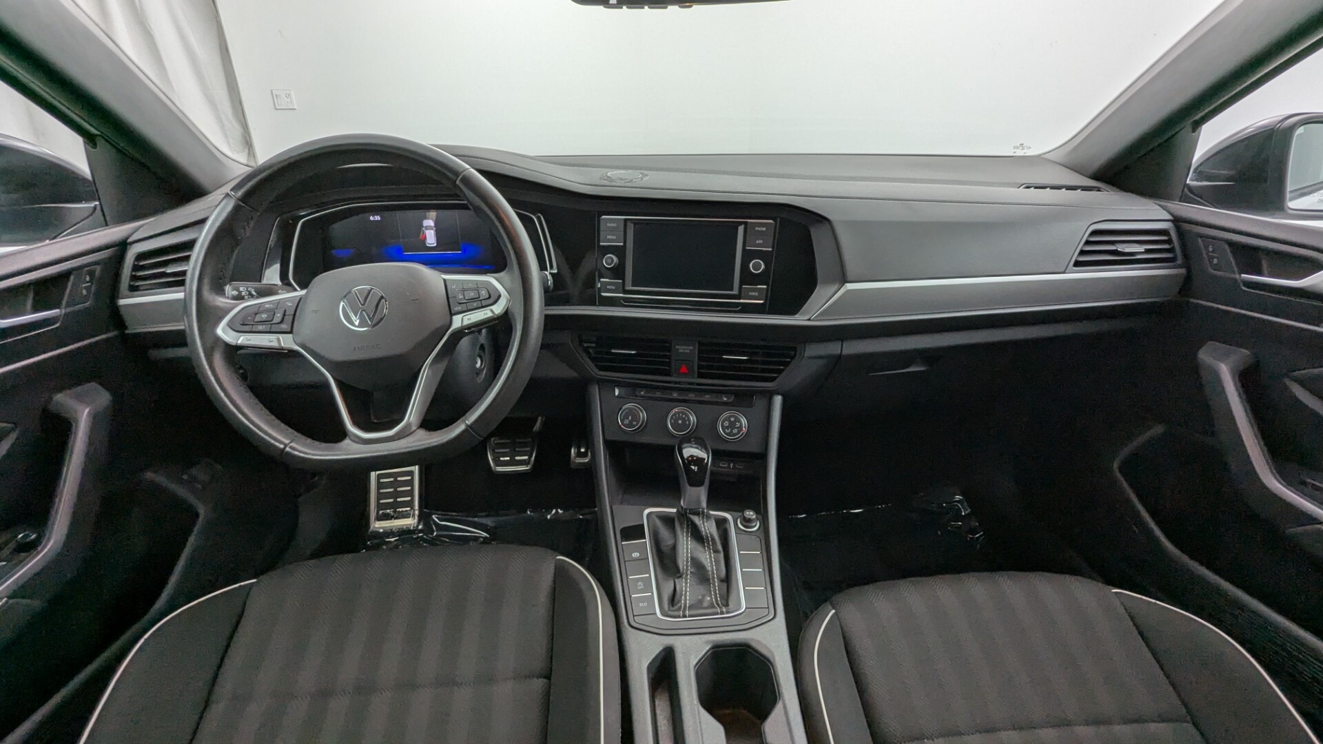 Florida Fine Cars - Used vehicle - SEDAN VOLKSWAGEN JETTA 2024