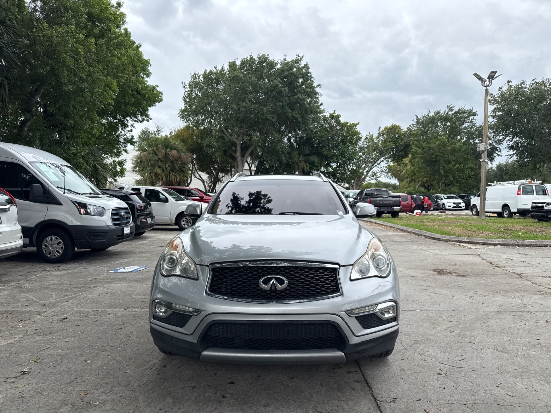 used vehicle - SUV INFINITI QX50 2017