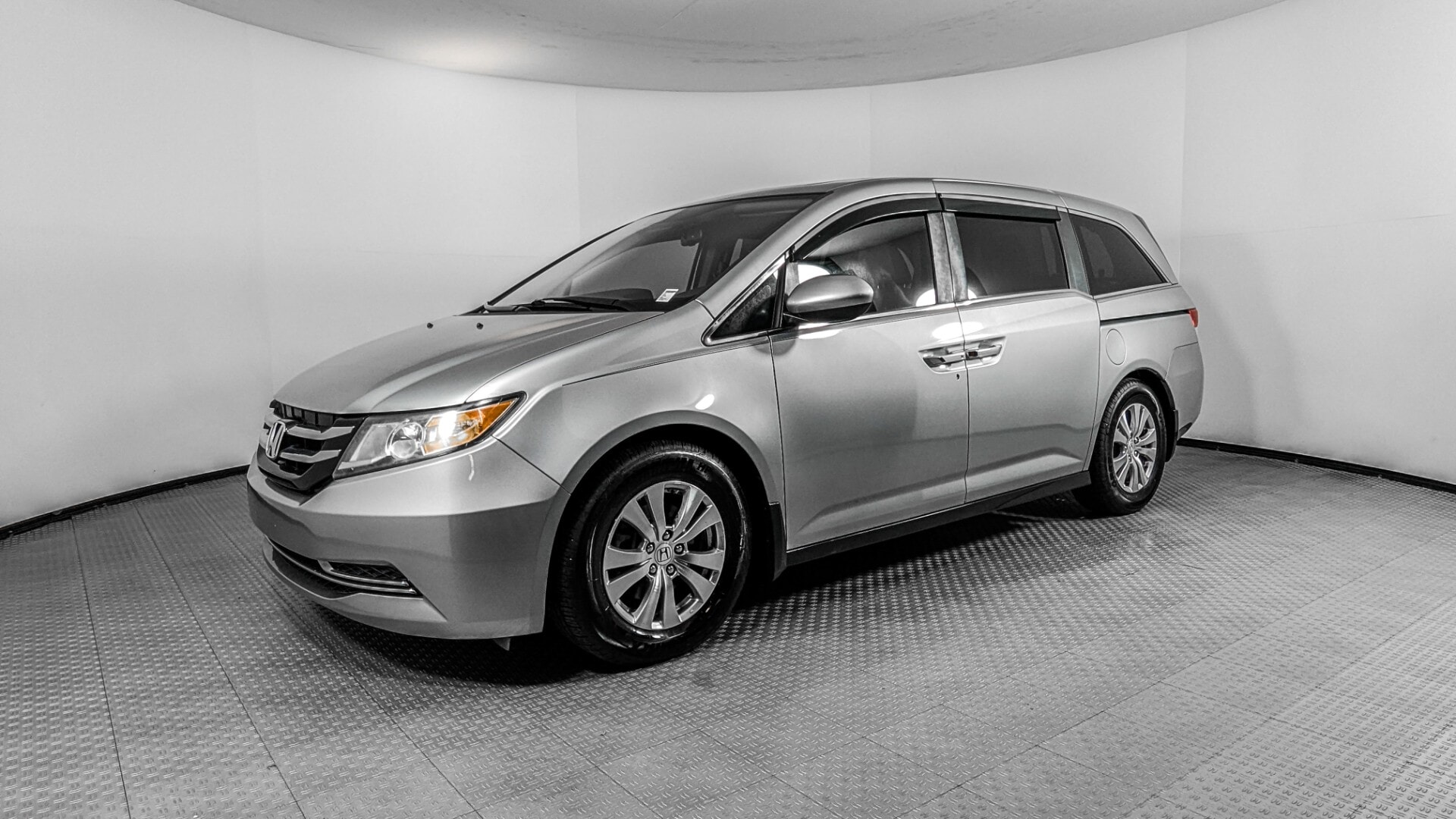 2016 Honda Odyssey EX-L's photo