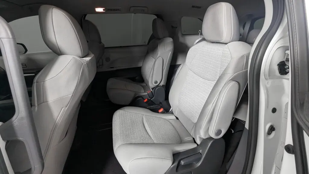 Florida Fine Cars - Used TOYOTA SIENNA 2024 ORLANDO LE