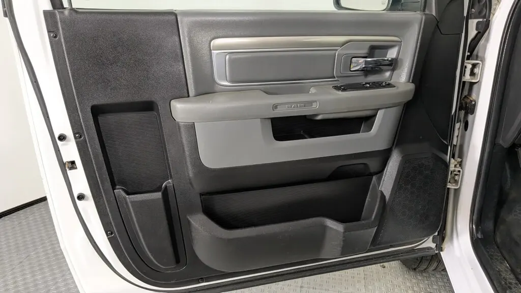 Florida Fine Cars - Used RAM 1500 CLASSIC 2019 ORLANDO TRADESMAN