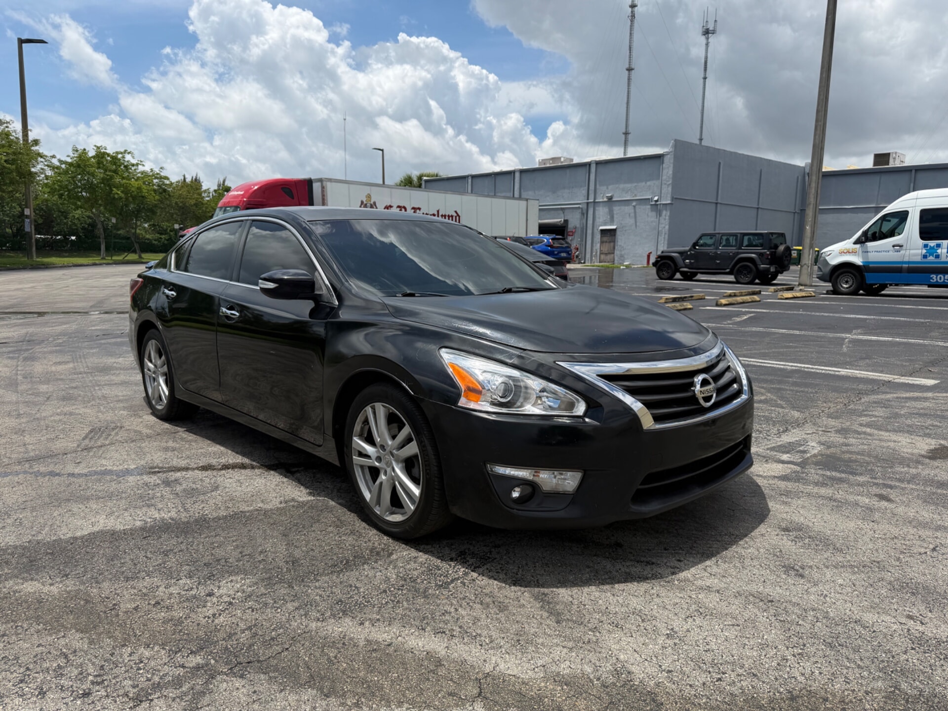 used vehicle - SEDAN NISSAN ALTIMA 2013