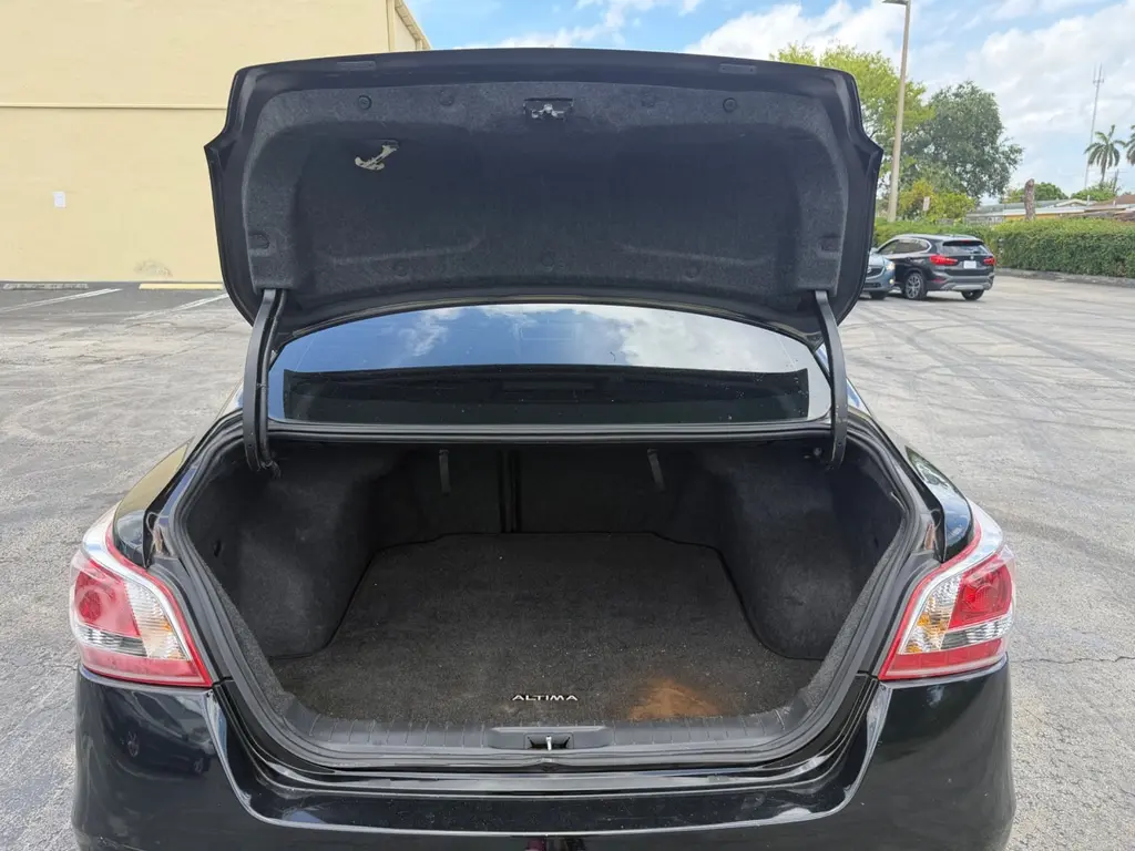 Florida Fine Cars - Used NISSAN ALTIMA 2013 MARGATE 3.5 SV
