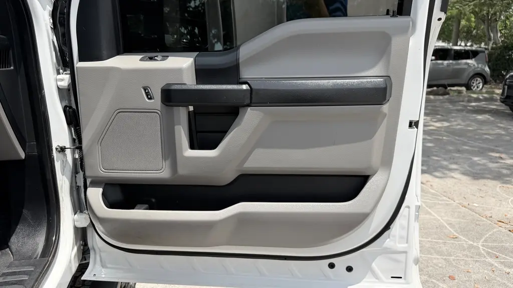Florida Fine Cars - Used FORD SUPER DUTY F-250 SRW 2019 WEST PALM XL