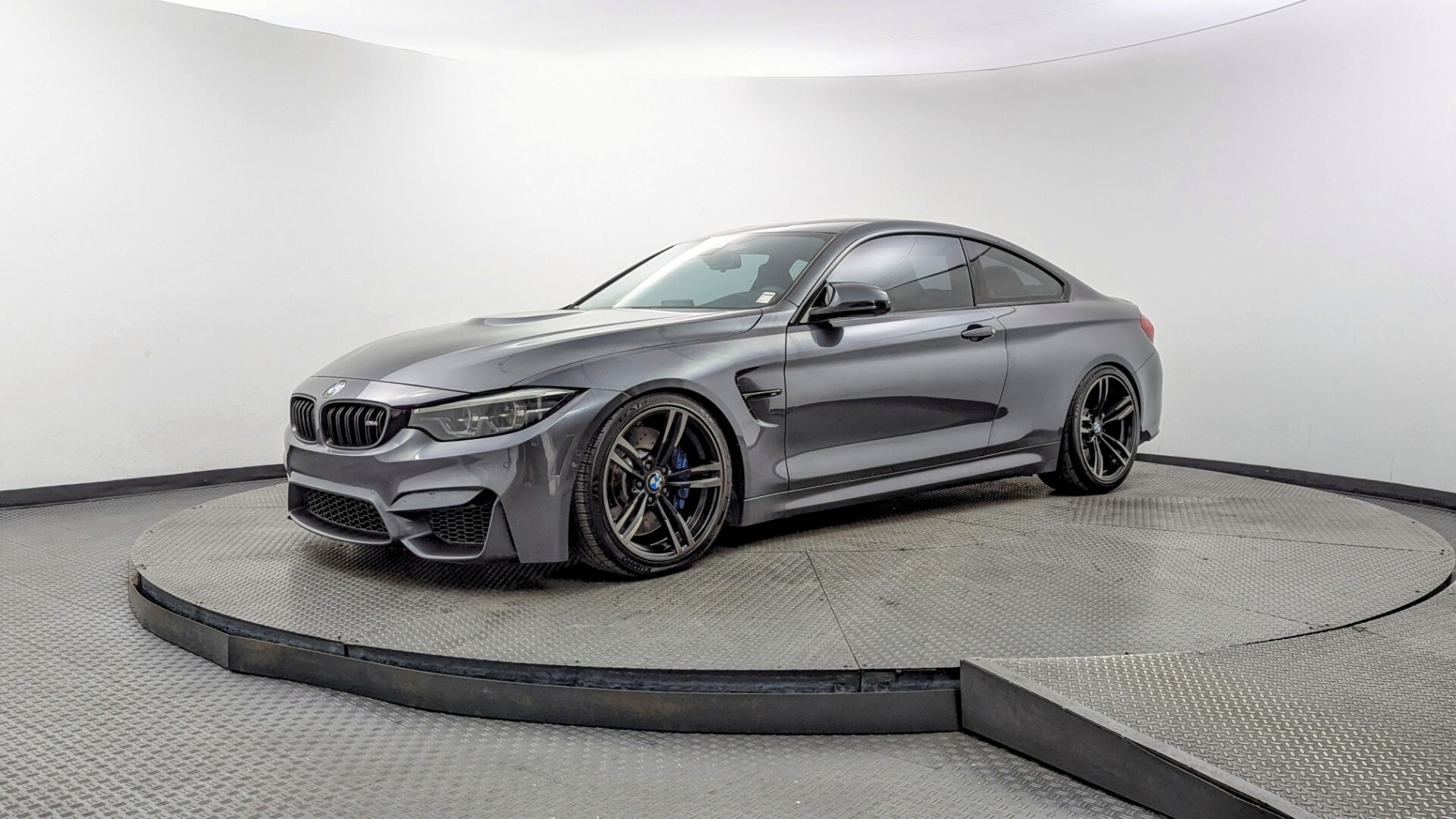 2018 BMW M4 -'s photo