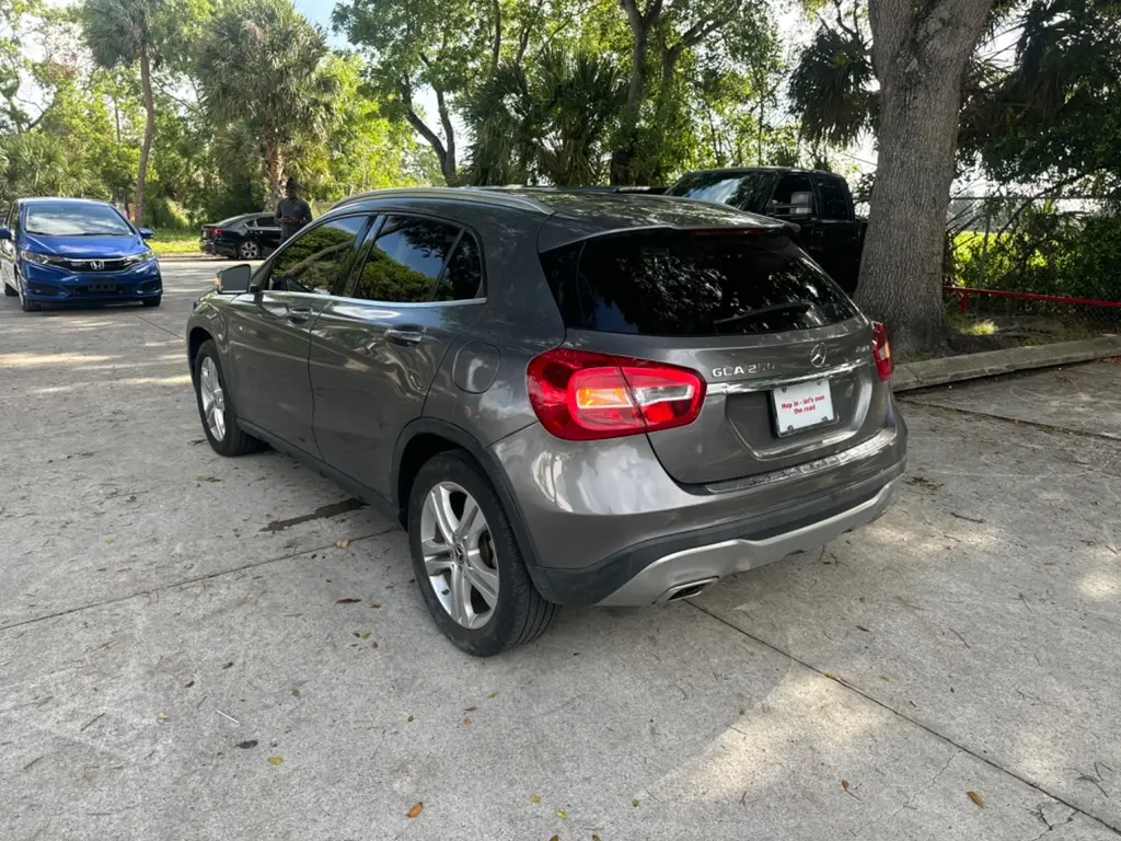 Florida Fine Cars - Used MERCEDES-BENZ GLA 250 4MATIC 2018 WEST PALM GLA 250