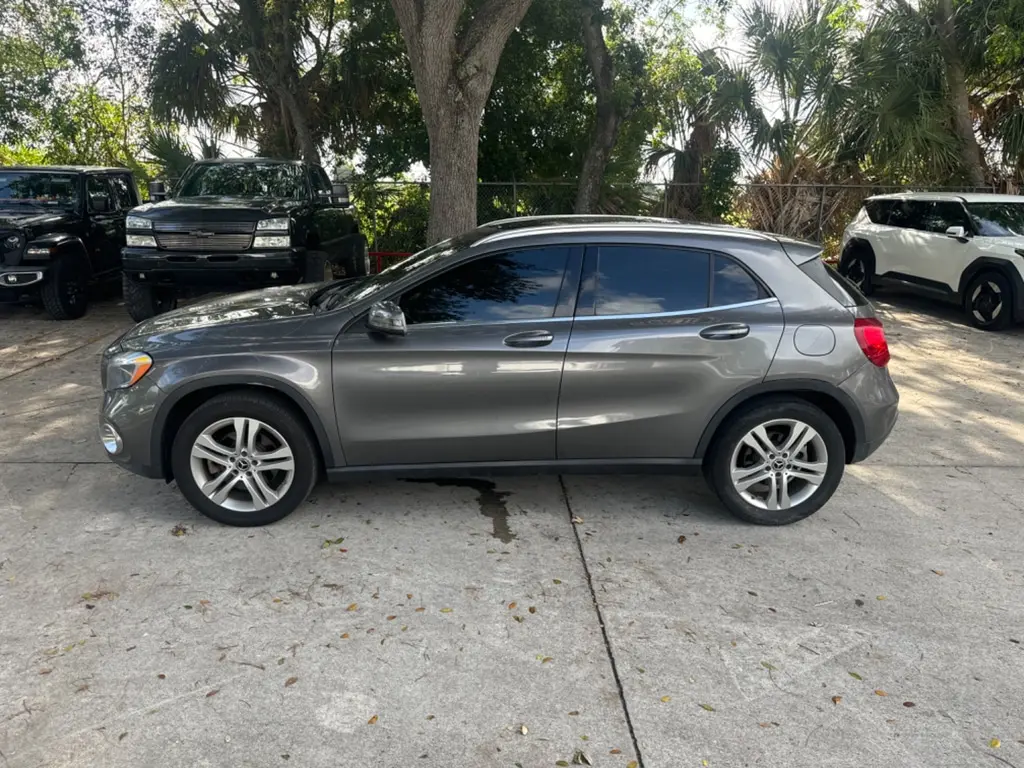 Florida Fine Cars - Used MERCEDES-BENZ GLA 250 4MATIC 2018 WEST PALM GLA 250