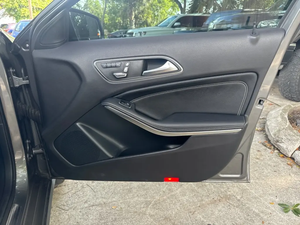 Florida Fine Cars - Used MERCEDES-BENZ GLA 250 4MATIC 2018 WEST PALM GLA 250