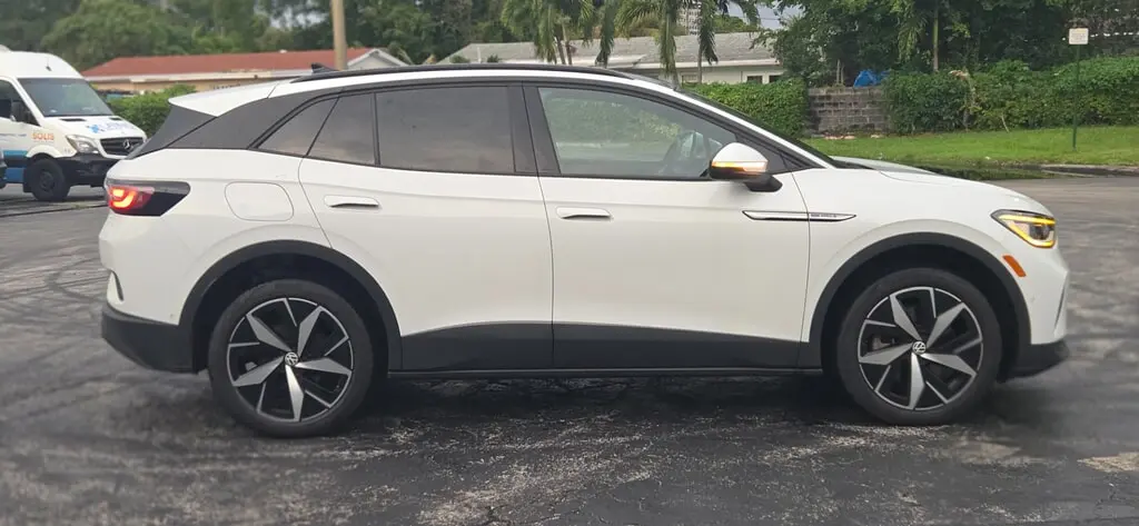 Florida Fine Cars - Used VOLKSWAGEN ID.4 2023 MIAMI PRO S
