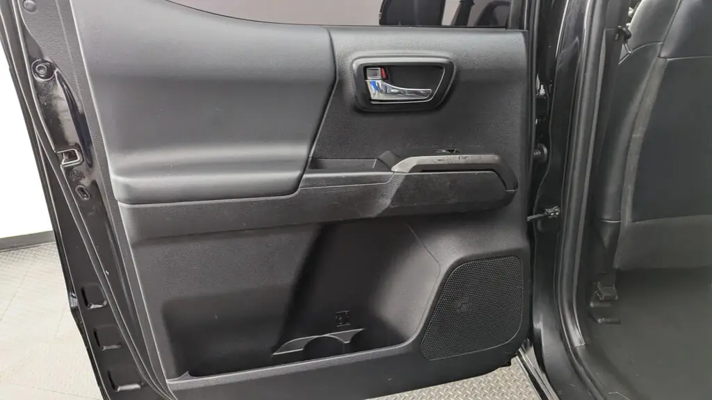 Florida Fine Cars - Used TOYOTA TACOMA 4WD 2022 MIAMI SR5