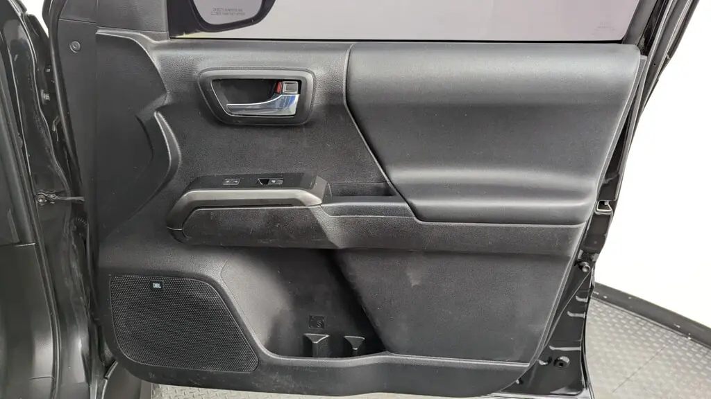 Florida Fine Cars - Used TOYOTA TACOMA 4WD 2022 MIAMI SR5