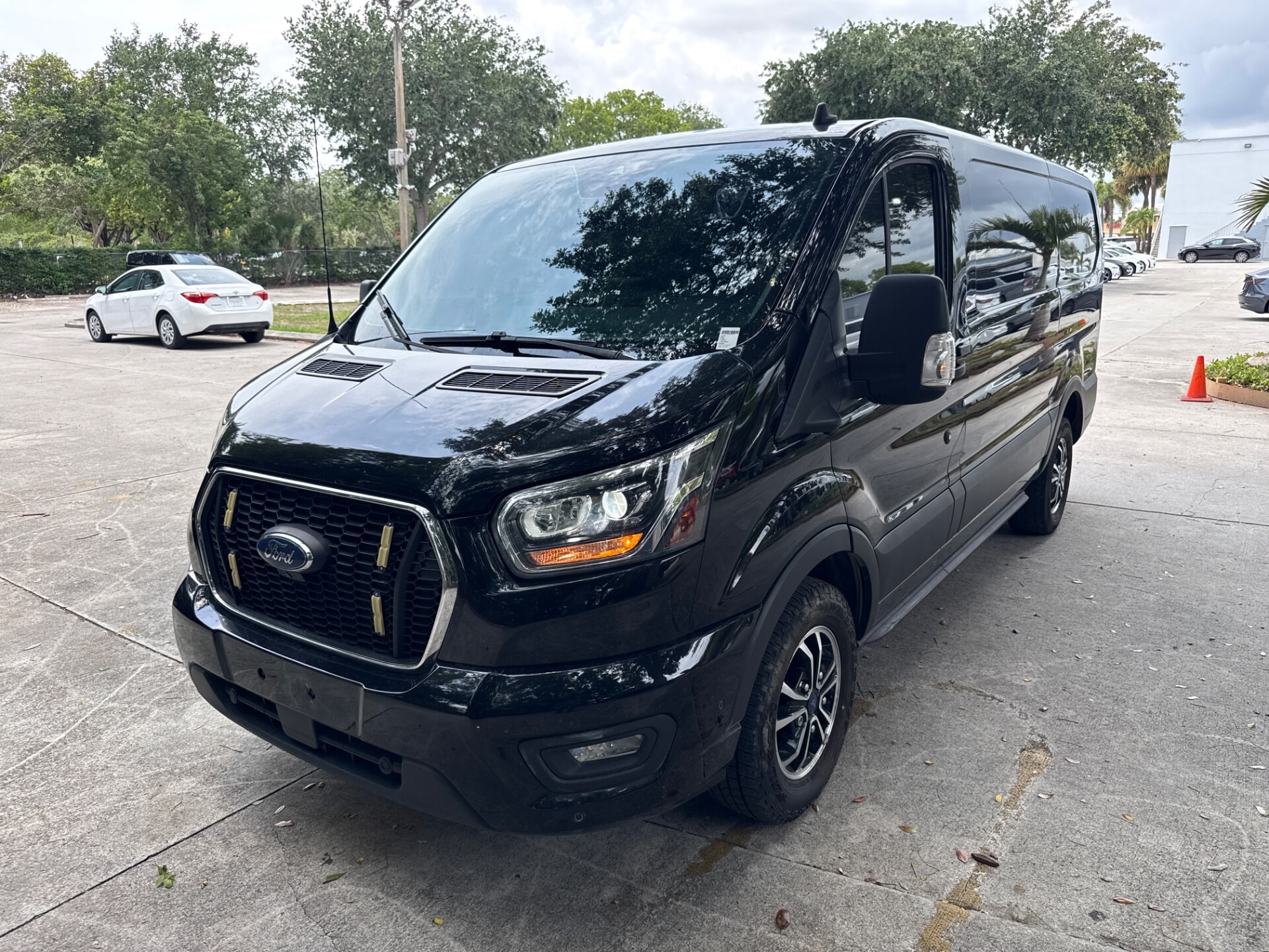 2022 Ford Transit 150 Low Roof 130 WB's photo