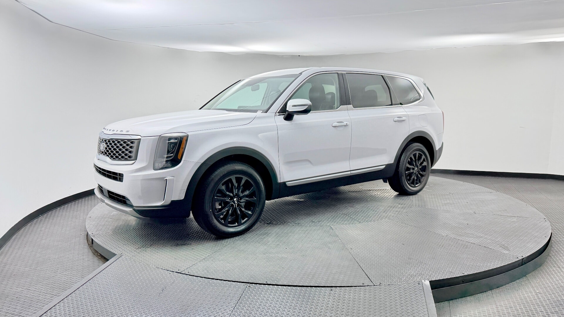 2021 Kia Telluride LX FWD's photo