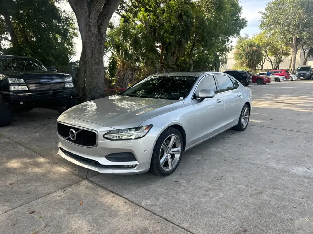 Florida Fine Cars - Used VOLVO S90 2018 WEST PALM MOMENTUM