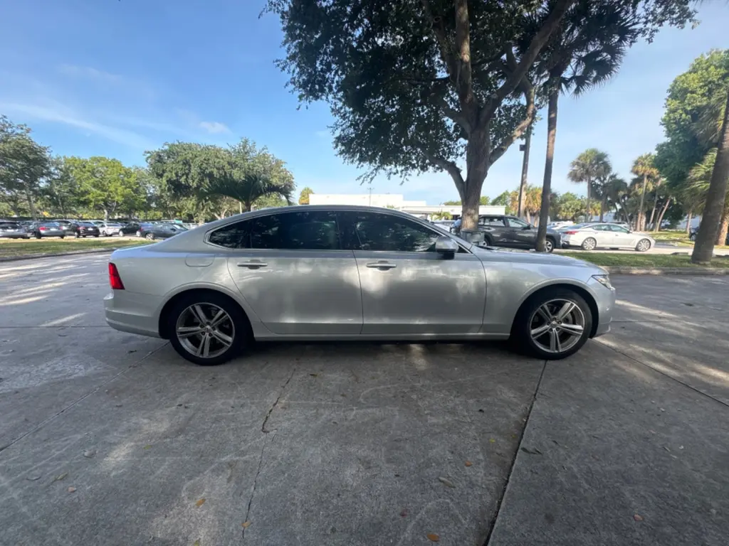 Florida Fine Cars - Used VOLVO S90 2018 WEST PALM MOMENTUM