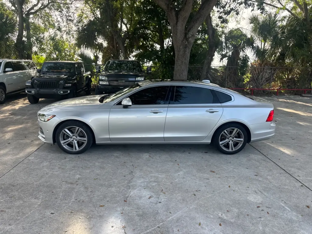 Florida Fine Cars - Used VOLVO S90 2018 WEST PALM MOMENTUM
