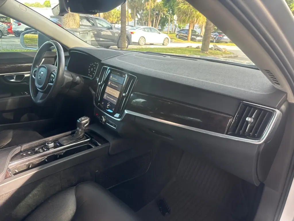 Florida Fine Cars - Used VOLVO S90 2018 WEST PALM MOMENTUM
