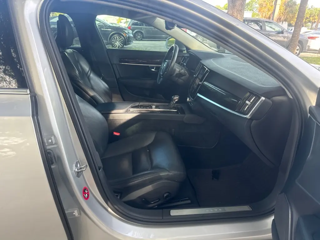 Florida Fine Cars - Used VOLVO S90 2018 WEST PALM MOMENTUM
