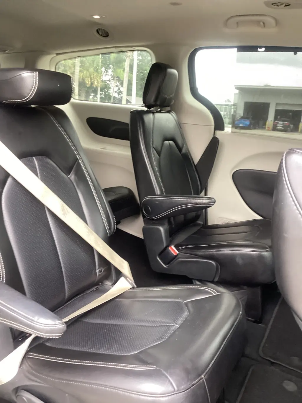 Florida Fine Cars - Used CHRYSLER PACIFICA 2023 ORLANDO TOURING L