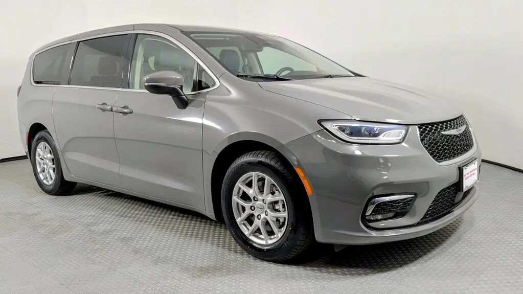 Florida Fine Cars - Used CHRYSLER PACIFICA 2023 ORLANDO TOURING L