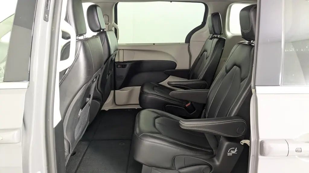 Florida Fine Cars - Used CHRYSLER PACIFICA 2023 ORLANDO TOURING L